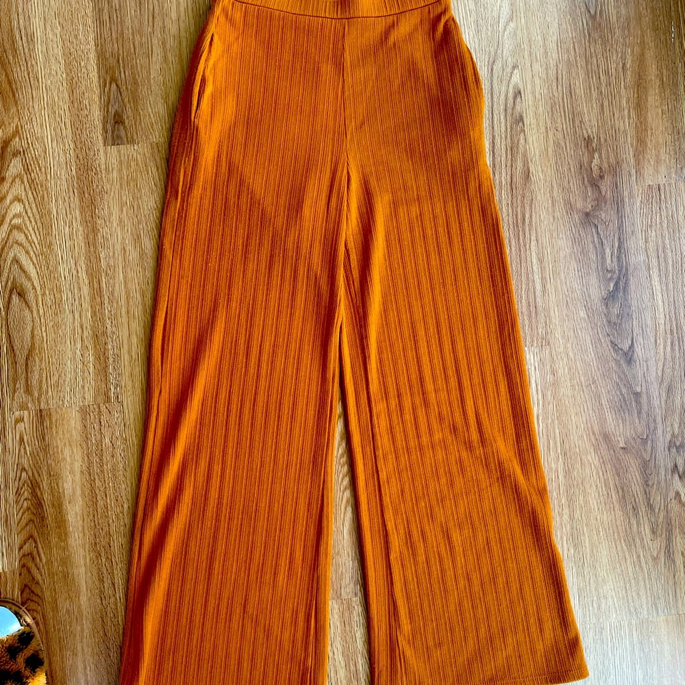 Burnt orange ribbed flowy pants size medium